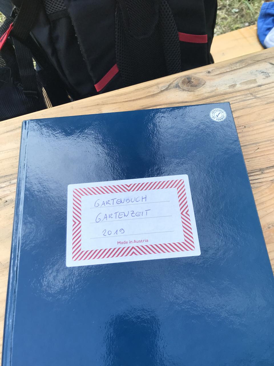 Ein blaues Buch für Notizen