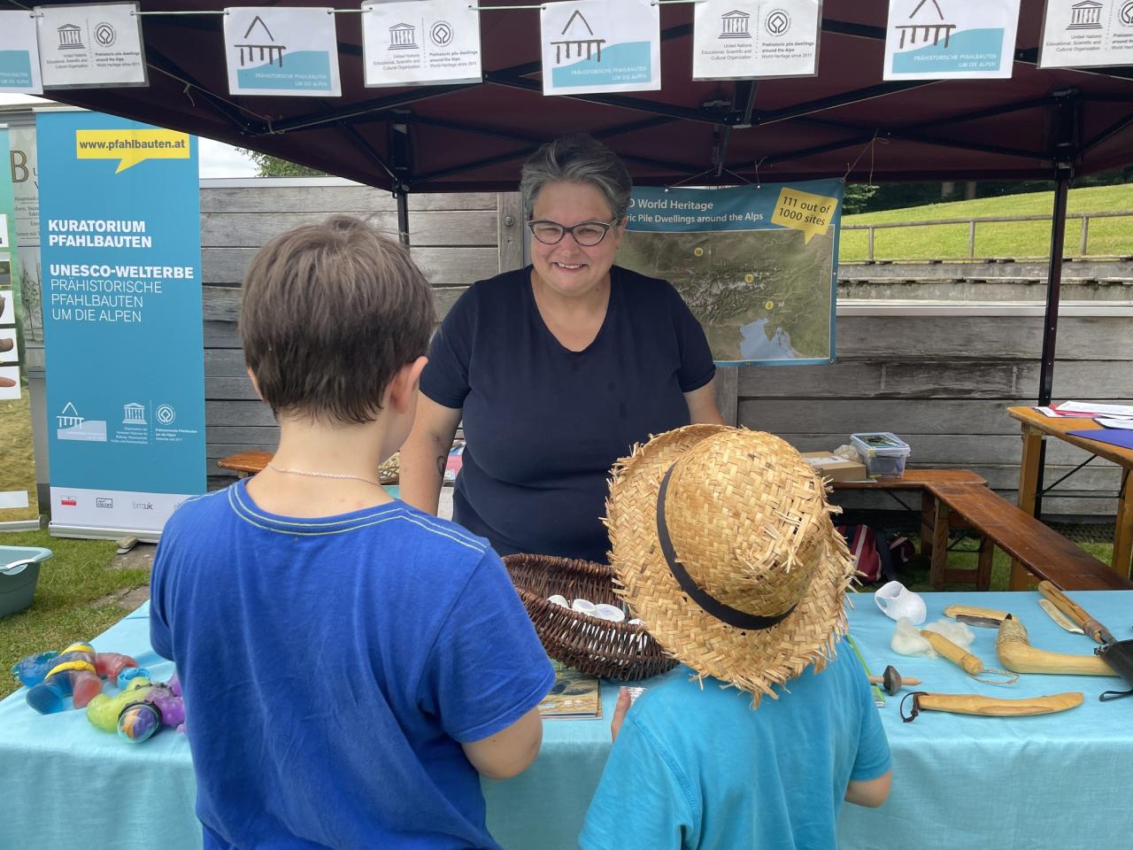 Infostand Kuratorium Pfahlbauten 