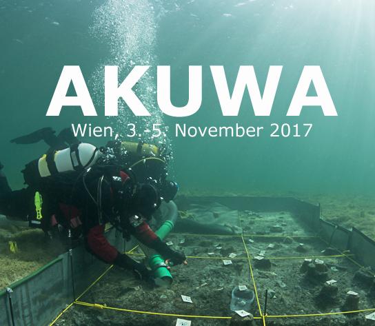 2 Taucher in einem Unterwasserschnitt mit dem Titel AKUWA Wien, 3.-5. November 2017