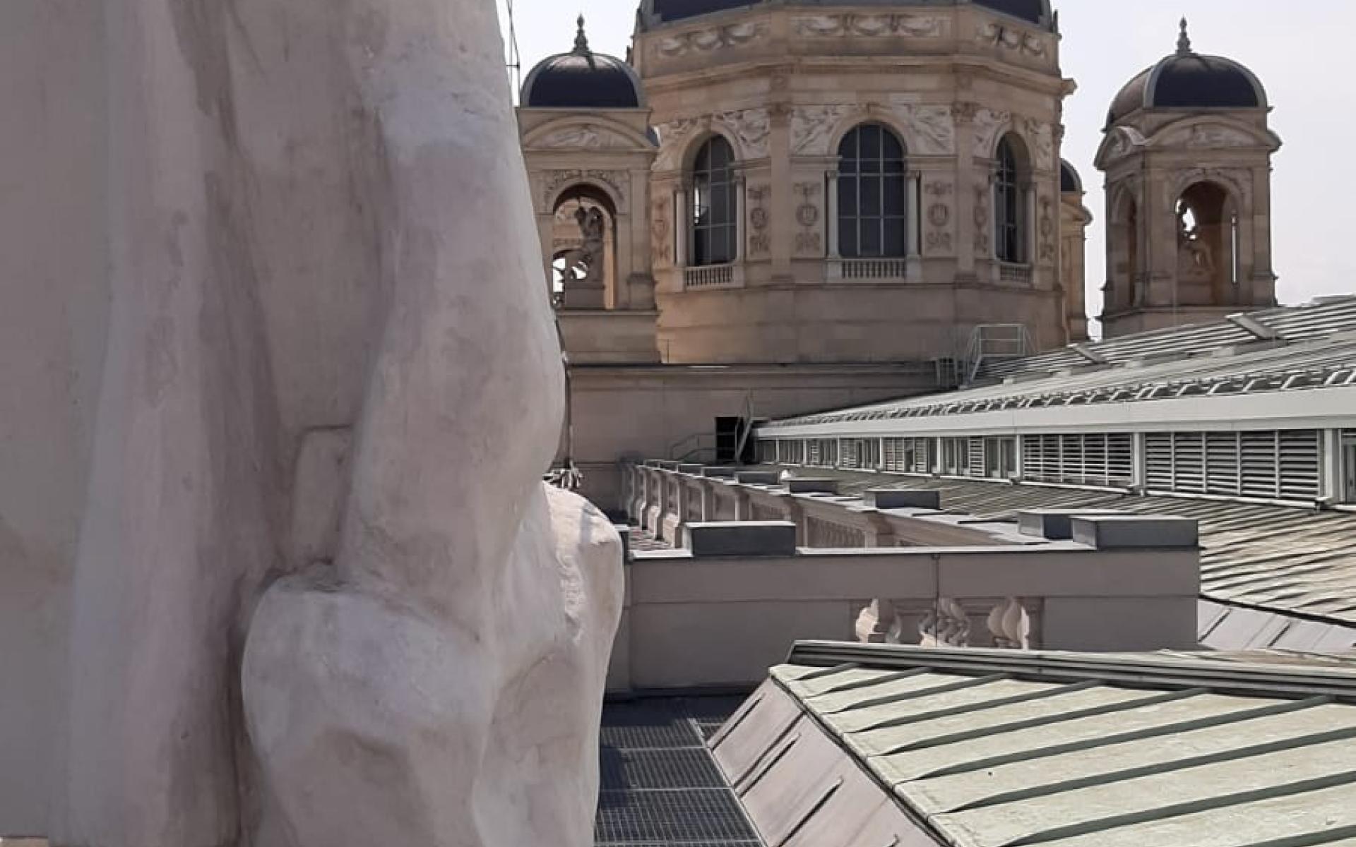 Die Kuppel des Naturhistorischen Museums von außen...
