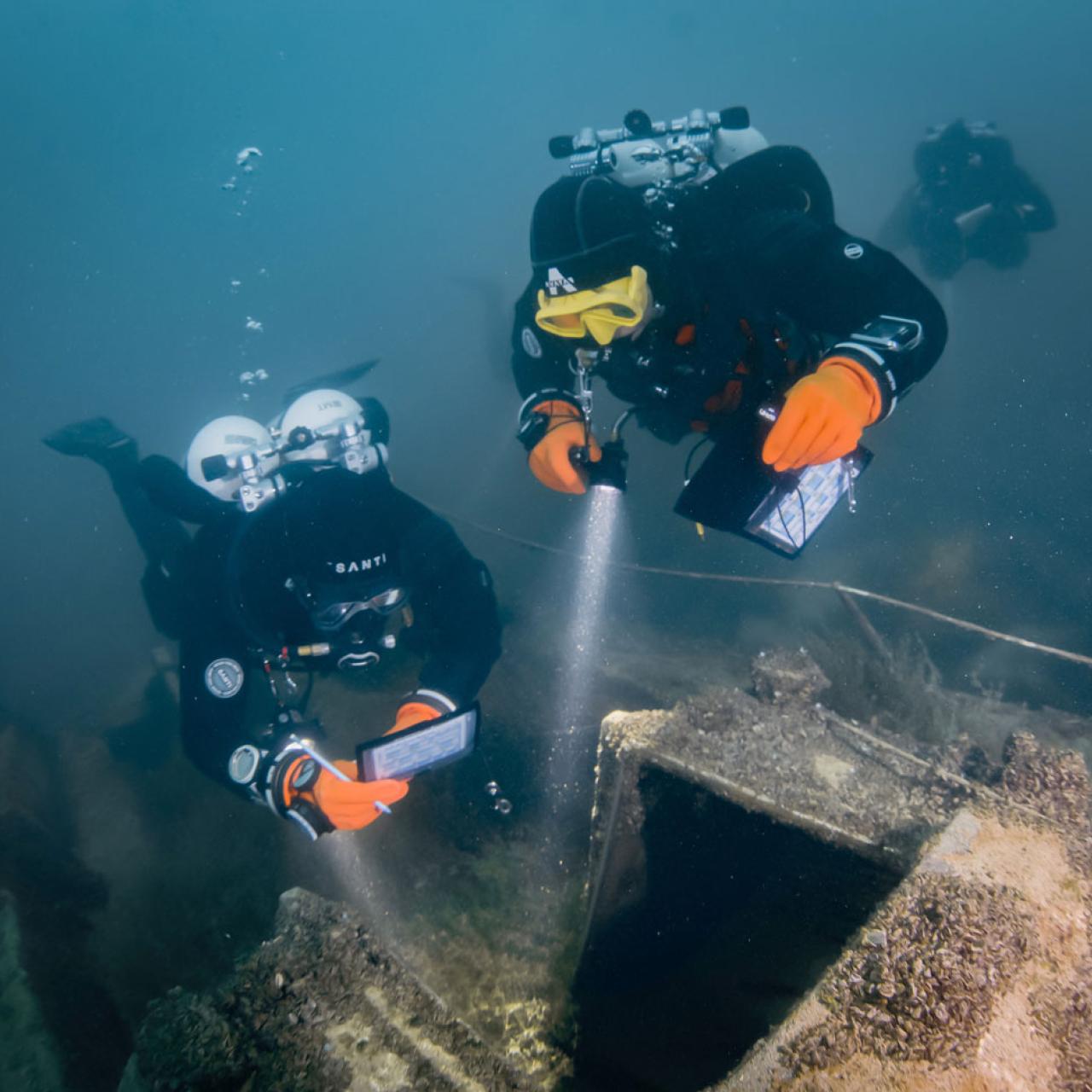 Sporttaucher beim Workshop Unterwasserarchäologie